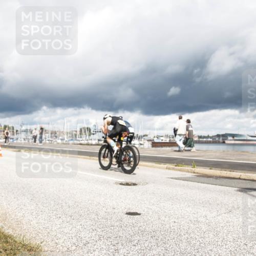 16.08.2026 - KN Förde Triathlon 2026 H.Heesch http://msf.ph/oto/9982787 16.08.2026 12:53:32 Radfahren 544, 575 meine-sportfotos.de