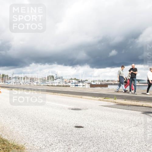 16.08.2026 - KN Förde Triathlon 2026 H.Heesch http://msf.ph/oto/9982818 16.08.2026 12:54:02 Radfahren 512, 549, 571, 574 meine-sportfotos.de