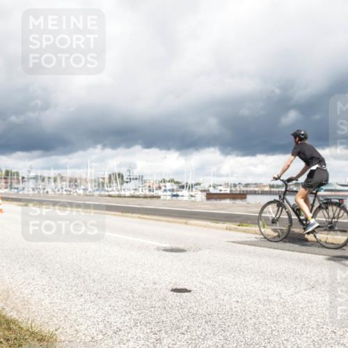 16.08.2026 - KN Förde Triathlon 2026 H.Heesch http://msf.ph/oto/9982833 16.08.2026 12:54:41 Radfahren 503, 568, 583 meine-sportfotos.de