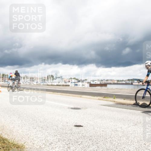 16.08.2026 - KN Förde Triathlon 2026 H.Heesch http://msf.ph/oto/9982835 16.08.2026 12:54:42 Radfahren 503, 568, 708 meine-sportfotos.de