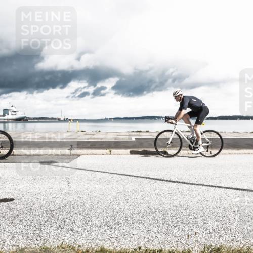16.08.2026 - KN Förde Triathlon 2026 H.Heesch http://msf.ph/oto/9982880 16.08.2026 12:56:00 Radfahren 509, 542, 600, 704, 724, 727 meine-sportfotos.de