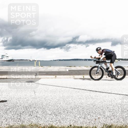 16.08.2026 - KN Förde Triathlon 2026 H.Heesch http://msf.ph/oto/9983155 16.08.2026 13:01:52 Radfahren 532, 598, 719, 730, 733, 738 meine-sportfotos.de