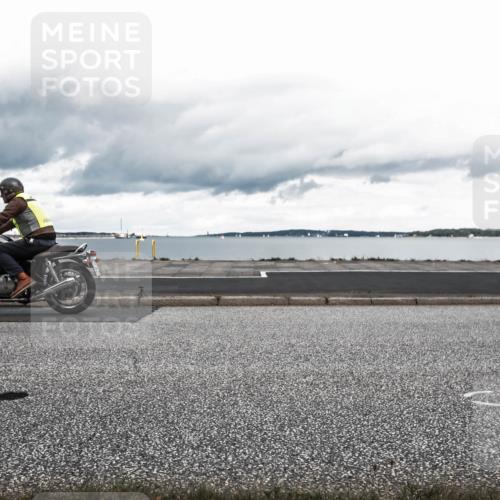 16.08.2026 - KN Förde Triathlon 2026 H.Heesch http://msf.ph/oto/9983198 16.08.2026 13:03:13 Radfahren 556, 706, 747 meine-sportfotos.de