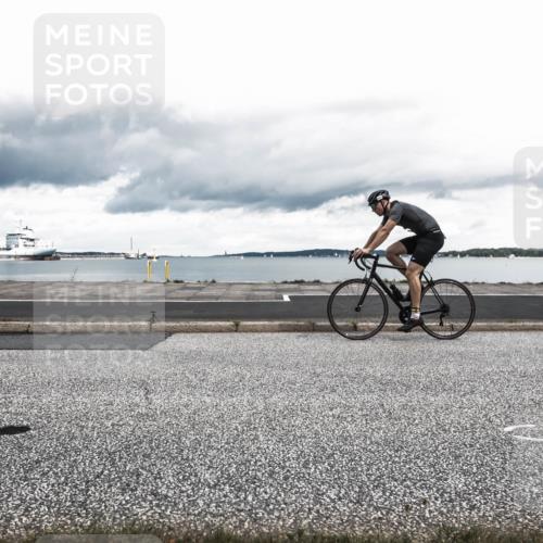 16.08.2026 - KN Förde Triathlon 2026 H.Heesch http://msf.ph/oto/9983243 16.08.2026 13:04:12 Radfahren 515, 545, 571, 721 meine-sportfotos.de