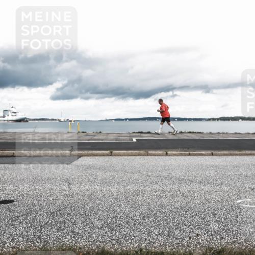 16.08.2026 - KN Förde Triathlon 2026 H.Heesch http://msf.ph/oto/9983248 16.08.2026 13:04:16 Radfahren 571, 606, 721 meine-sportfotos.de