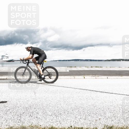16.08.2026 - KN Förde Triathlon 2026 H.Heesch http://msf.ph/oto/9983312 16.08.2026 13:05:06 Radfahren 196, 502, 508, 708, 740, 742 meine-sportfotos.de
