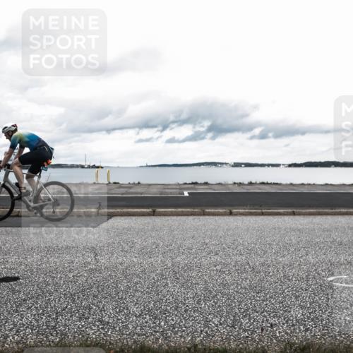 16.08.2026 - KN Förde Triathlon 2026 H.Heesch http://msf.ph/oto/9983474 16.08.2026 13:09:56 Radfahren 553, 601, 605, 701, 738 meine-sportfotos.de