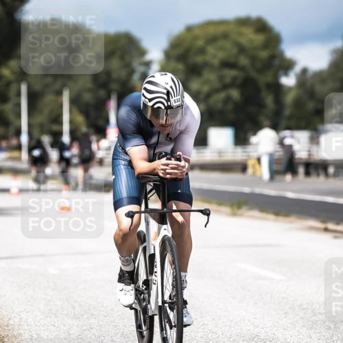 16.08.2026 - KN Förde Triathlon 2026 H.Heesch http://msf.ph/oto/9983562 16.08.2026 12:54:50 Radfahren 532, 566, 708 meine-sportfotos.de
