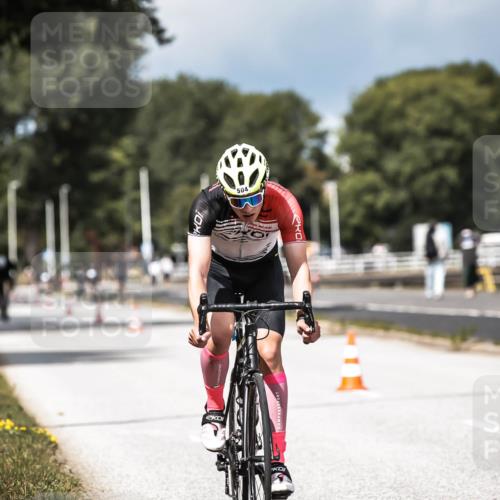 16.08.2026 - KN Förde Triathlon 2026 H.Heesch http://msf.ph/oto/9983578 16.08.2026 12:54:57 Radfahren 504, 565, 721 meine-sportfotos.de