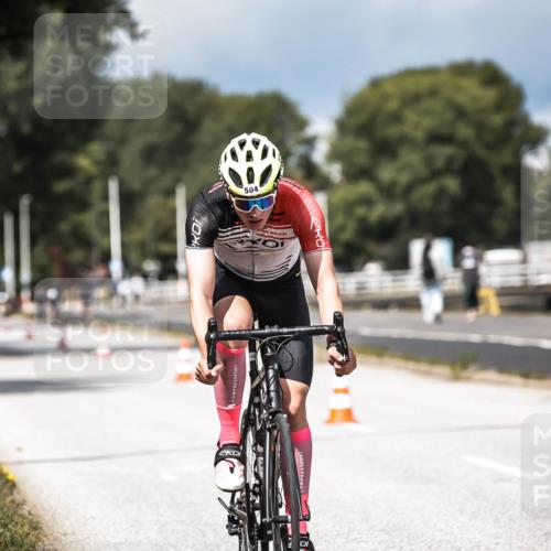16.08.2026 - KN Förde Triathlon 2026 H.Heesch http://msf.ph/oto/9983581 16.08.2026 12:54:57 Radfahren 504, 565, 721 meine-sportfotos.de