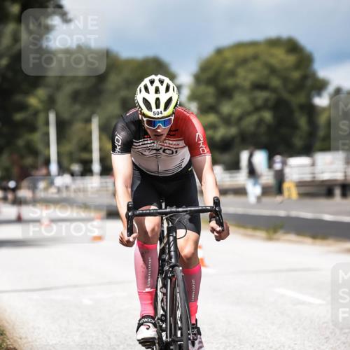 16.08.2026 - KN Förde Triathlon 2026 H.Heesch http://msf.ph/oto/9983583 16.08.2026 12:54:57 Radfahren 504, 565, 721 meine-sportfotos.de
