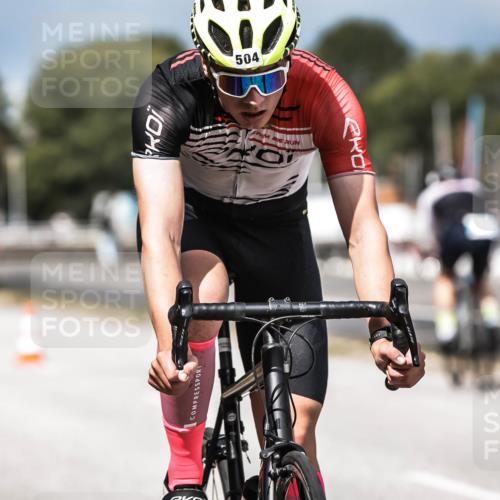 16.08.2026 - KN Förde Triathlon 2026 H.Heesch http://msf.ph/oto/9983594 16.08.2026 12:54:58 Radfahren 504, 565, 721 meine-sportfotos.de