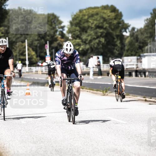 16.08.2026 - KN Förde Triathlon 2026 H.Heesch http://msf.ph/oto/9983710 16.08.2026 12:55:24 Radfahren 502, 546, 572, 587, 719, 720 meine-sportfotos.de
