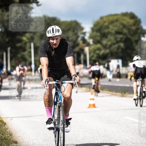 16.08.2026 - KN Förde Triathlon 2026 H.Heesch http://msf.ph/oto/9983719 16.08.2026 12:55:25 Radfahren 546, 572, 587, 719, 720 meine-sportfotos.de