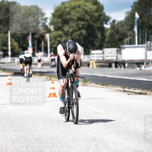 16.08.2026 - KN Förde Triathlon 2026 H.Heesch http://msf.ph/oto/9983737 16.08.2026 12:55:28 Radfahren 546, 580, 587, 719, 720 meine-sportfotos.de