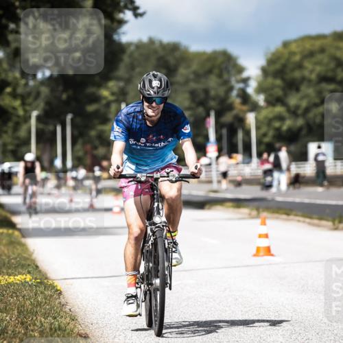 16.08.2026 - KN Förde Triathlon 2026 H.Heesch http://msf.ph/oto/9983746 16.08.2026 12:55:29 Radfahren 546, 580, 719, 720 meine-sportfotos.de