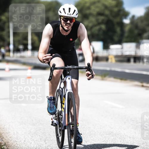 16.08.2026 - KN Förde Triathlon 2026 H.Heesch http://msf.ph/oto/9983780 16.08.2026 12:55:36 Radfahren 526, 535 meine-sportfotos.de