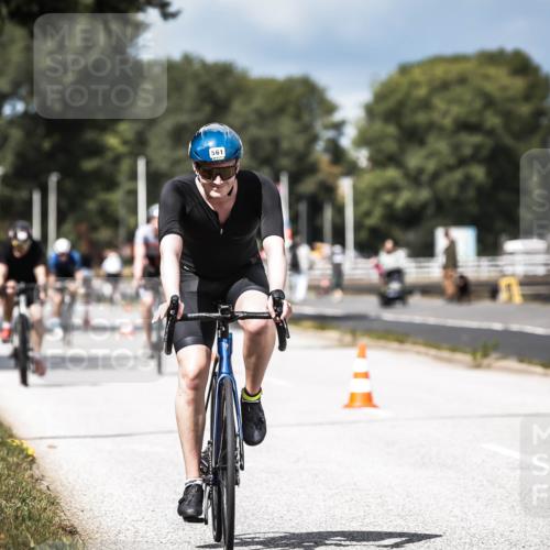 16.08.2026 - KN Förde Triathlon 2026 H.Heesch http://msf.ph/oto/9983791 16.08.2026 12:55:47 Radfahren 513, 517, 561, 562 meine-sportfotos.de