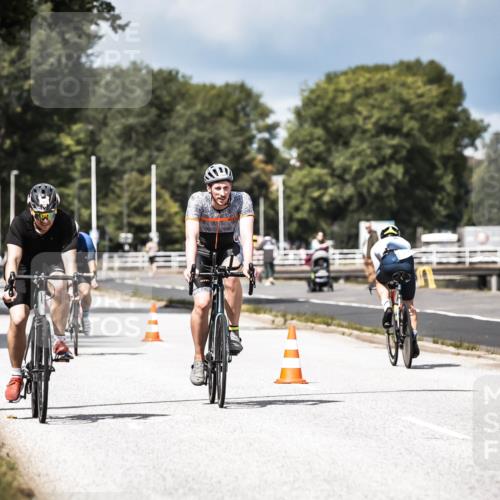 16.08.2026 - KN Förde Triathlon 2026 H.Heesch http://msf.ph/oto/9983804 16.08.2026 12:55:49 Radfahren 517, 561, 562, 569 meine-sportfotos.de
