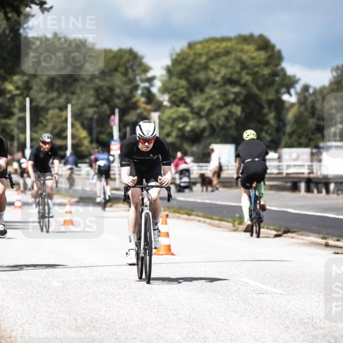 16.08.2026 - KN Förde Triathlon 2026 H.Heesch http://msf.ph/oto/9983852 16.08.2026 12:56:09 Radfahren 512, 567, 573, 585, 714 meine-sportfotos.de