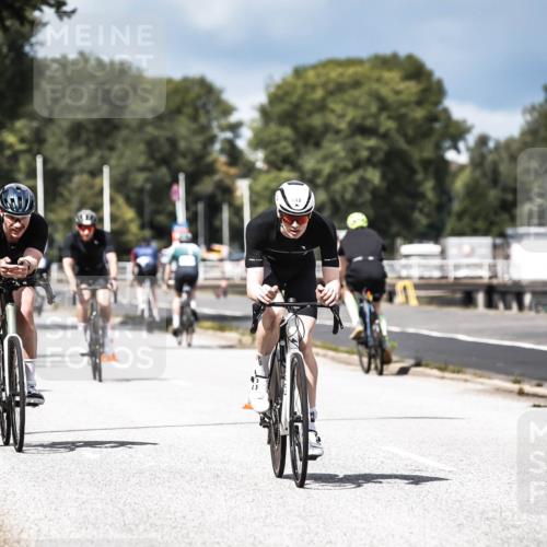 16.08.2026 - KN Förde Triathlon 2026 H.Heesch http://msf.ph/oto/9983859 16.08.2026 12:56:10 Radfahren 512, 567, 573, 585 meine-sportfotos.de