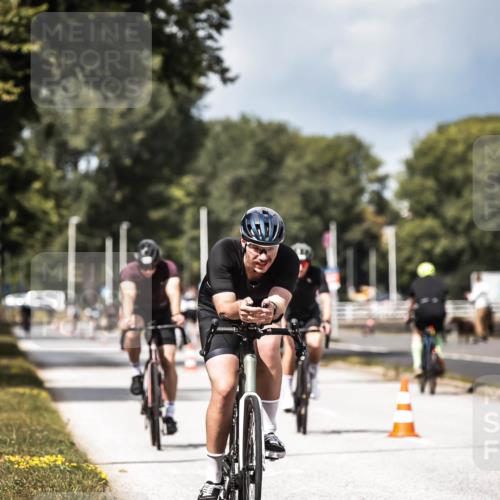 16.08.2026 - KN Förde Triathlon 2026 H.Heesch http://msf.ph/oto/9983861 16.08.2026 12:56:10 Radfahren 512, 567, 573, 585 meine-sportfotos.de
