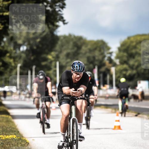 16.08.2026 - KN Förde Triathlon 2026 H.Heesch http://msf.ph/oto/9983862 16.08.2026 12:56:10 Radfahren 512, 567, 573, 585 meine-sportfotos.de