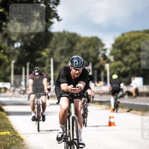 16.08.2026 - KN Förde Triathlon 2026 H.Heesch http://msf.ph/oto/9983864 16.08.2026 12:56:11 Radfahren 512, 567, 573, 585 meine-sportfotos.de