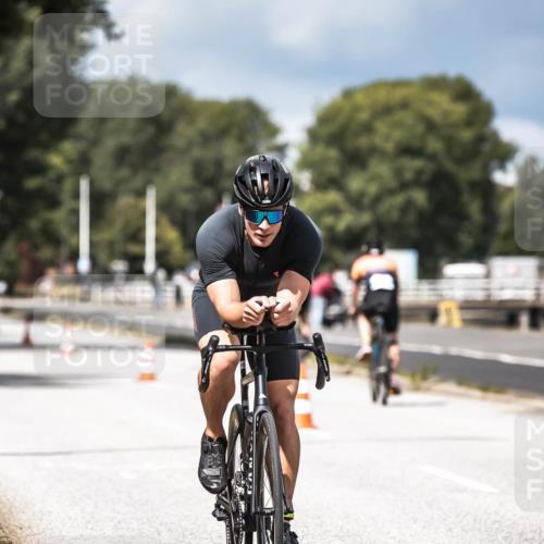 16.08.2026 - KN Förde Triathlon 2026 H.Heesch http://msf.ph/oto/9983906 16.08.2026 12:56:29 Radfahren 508, 528, 540, 571, 584, 611, 715 meine-sportfotos.de
