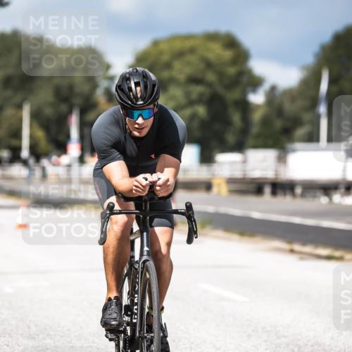 16.08.2026 - KN Förde Triathlon 2026 H.Heesch http://msf.ph/oto/9983910 16.08.2026 12:56:29 Radfahren 508, 528, 540, 571, 584, 611, 715 meine-sportfotos.de