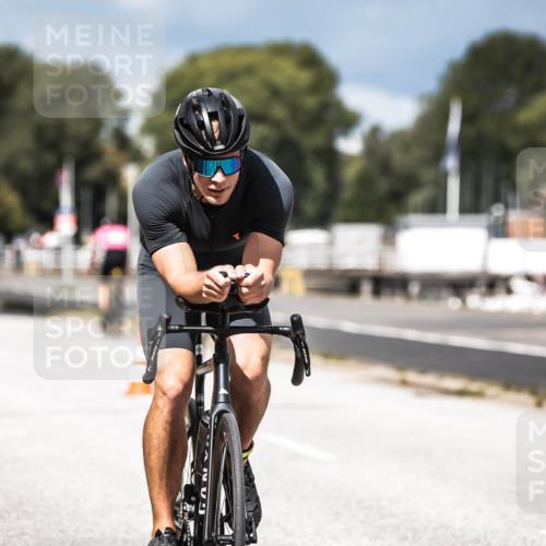 16.08.2026 - KN Förde Triathlon 2026 H.Heesch http://msf.ph/oto/9983912 16.08.2026 12:56:29 Radfahren 508, 528, 540, 571, 584, 611, 715 meine-sportfotos.de