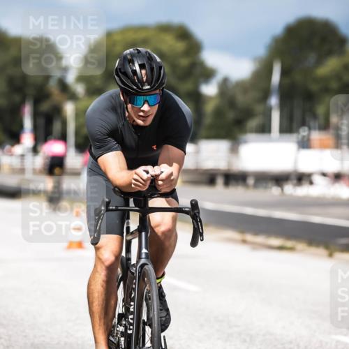 16.08.2026 - KN Förde Triathlon 2026 H.Heesch http://msf.ph/oto/9983913 16.08.2026 12:56:29 Radfahren 508, 528, 540, 571, 584, 611, 715 meine-sportfotos.de