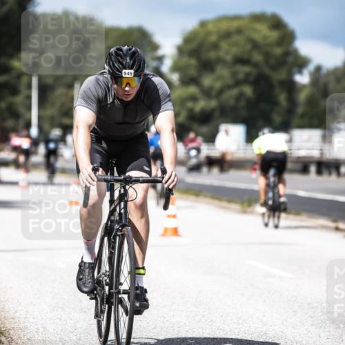 16.08.2026 - KN Förde Triathlon 2026 H.Heesch http://msf.ph/oto/9983938 16.08.2026 12:56:37 Radfahren 518, 545, 718, 723, 725 meine-sportfotos.de