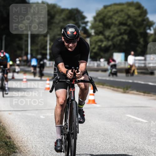 16.08.2026 - KN Förde Triathlon 2026 H.Heesch http://msf.ph/oto/9983970 16.08.2026 12:56:48 Radfahren 539, 568, 612 meine-sportfotos.de