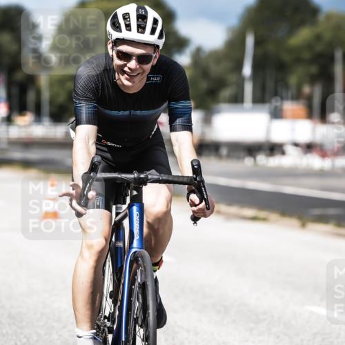 16.08.2026 - KN Förde Triathlon 2026 H.Heesch http://msf.ph/oto/9984015 16.08.2026 12:56:57 Radfahren 511, 583, 745 meine-sportfotos.de