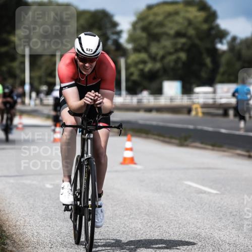16.08.2026 - KN Förde Triathlon 2026 H.Heesch http://msf.ph/oto/9984048 16.08.2026 12:57:10 Radfahren 519, 523, 527, 530, 543, 581, 706, 721 meine-sportfotos.de
