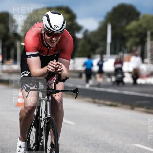 16.08.2026 - KN Förde Triathlon 2026 H.Heesch http://msf.ph/oto/9984056 16.08.2026 12:57:10 Radfahren 519, 523, 527, 530, 543, 581, 706, 721 meine-sportfotos.de