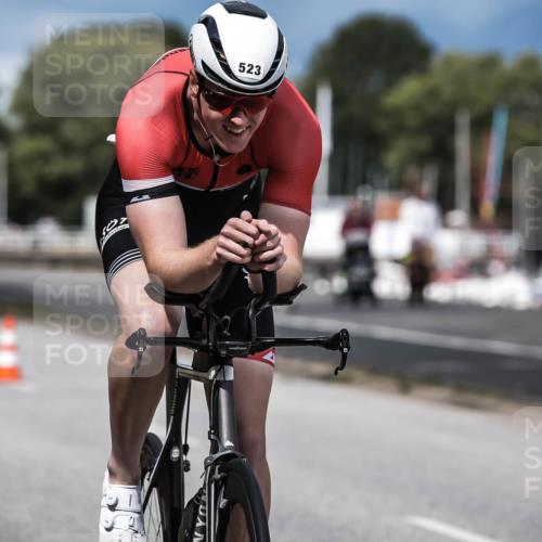 16.08.2026 - KN Förde Triathlon 2026 H.Heesch http://msf.ph/oto/9984059 16.08.2026 12:57:10 Radfahren 519, 523, 527, 530, 543, 581, 706, 721 meine-sportfotos.de