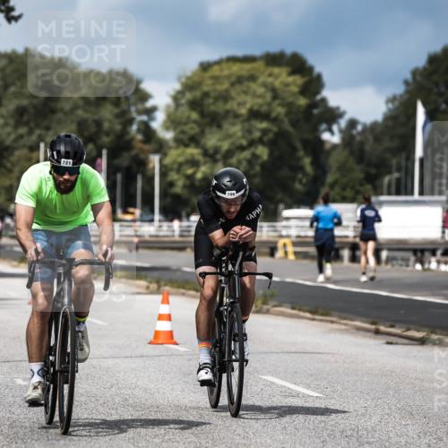 16.08.2026 - KN Förde Triathlon 2026 H.Heesch http://msf.ph/oto/9984066 16.08.2026 12:57:12 Radfahren 519, 523, 530, 543, 581, 603, 706, 721 meine-sportfotos.de