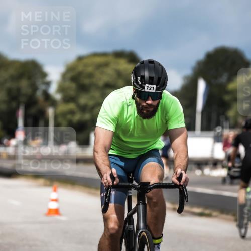 16.08.2026 - KN Förde Triathlon 2026 H.Heesch http://msf.ph/oto/9984072 16.08.2026 12:57:13 Radfahren 519, 523, 530, 543, 603, 706, 721 meine-sportfotos.de
