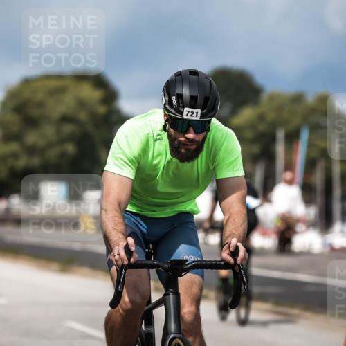 16.08.2026 - KN Förde Triathlon 2026 H.Heesch http://msf.ph/oto/9984075 16.08.2026 12:57:13 Radfahren 519, 523, 530, 543, 603, 706, 721 meine-sportfotos.de