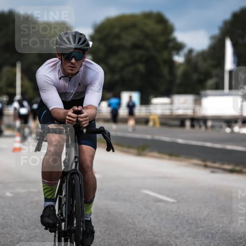 16.08.2026 - KN Förde Triathlon 2026 H.Heesch http://msf.ph/oto/9984094 16.08.2026 12:57:22 Radfahren 196, 501, 507, 514, 520, 565, 566 meine-sportfotos.de
