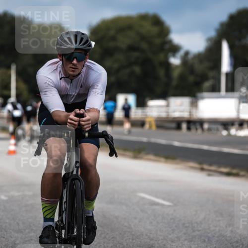 16.08.2026 - KN Förde Triathlon 2026 H.Heesch http://msf.ph/oto/9984095 16.08.2026 12:57:22 Radfahren 196, 501, 507, 514, 520, 565, 566 meine-sportfotos.de