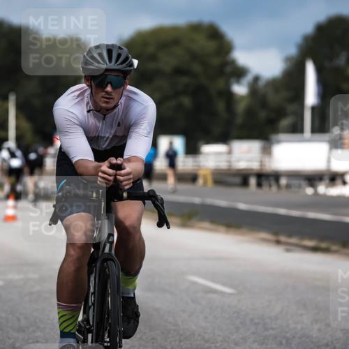 16.08.2026 - KN Förde Triathlon 2026 H.Heesch http://msf.ph/oto/9984096 16.08.2026 12:57:22 Radfahren 196, 501, 507, 514, 520, 565, 566 meine-sportfotos.de