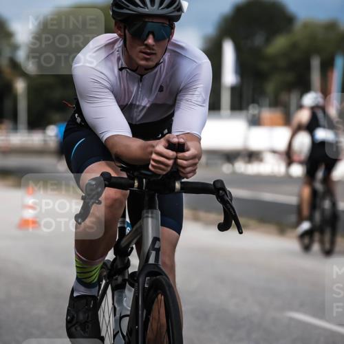 16.08.2026 - KN Förde Triathlon 2026 H.Heesch http://msf.ph/oto/9984104 16.08.2026 12:57:22 Radfahren 196, 501, 507, 514, 520, 565, 566 meine-sportfotos.de
