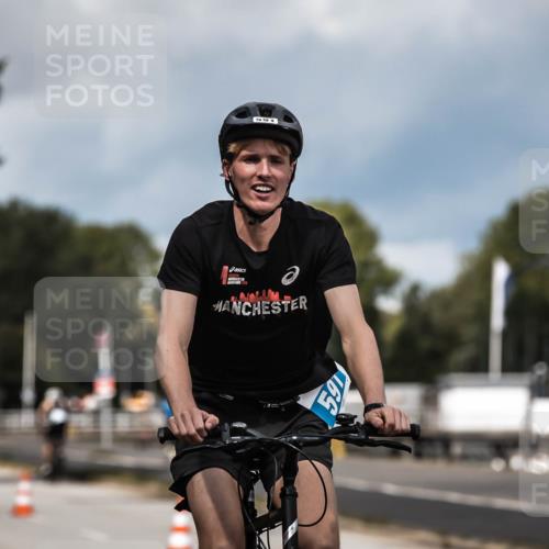 16.08.2026 - KN Förde Triathlon 2026 H.Heesch http://msf.ph/oto/9984149 16.08.2026 12:57:28 Radfahren 196, 514, 520, 565, 578, 591, 601, 605 meine-sportfotos.de