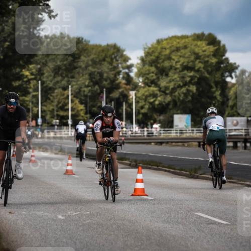 16.08.2026 - KN Förde Triathlon 2026 H.Heesch http://msf.ph/oto/9984157 16.08.2026 12:57:38 Radfahren 576, 586, 711 meine-sportfotos.de