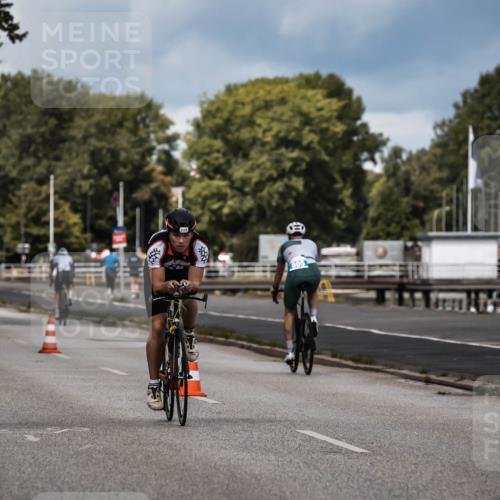 16.08.2026 - KN Förde Triathlon 2026 H.Heesch http://msf.ph/oto/9984164 16.08.2026 12:57:39 Radfahren 576, 586, 711 meine-sportfotos.de
