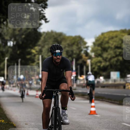 16.08.2026 - KN Förde Triathlon 2026 H.Heesch http://msf.ph/oto/9984174 16.08.2026 12:57:40 Radfahren 576, 586, 711 meine-sportfotos.de