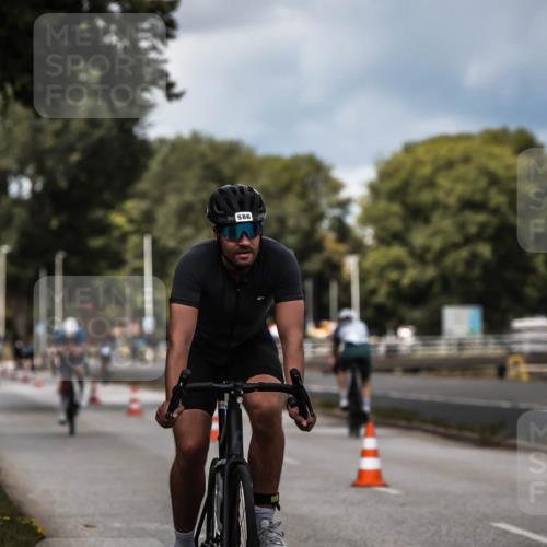 16.08.2026 - KN Förde Triathlon 2026 H.Heesch http://msf.ph/oto/9984176 16.08.2026 12:57:40 Radfahren 576, 586, 711 meine-sportfotos.de